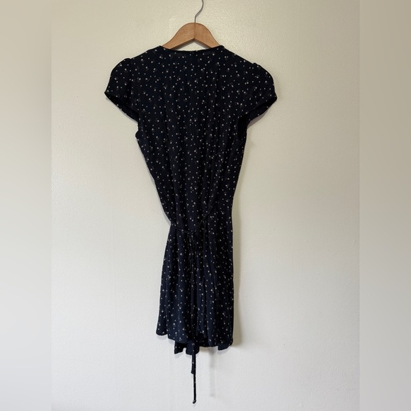 Brany Melville Blue Floral Wrap Robbie Dress with V-Neck and Flutter‎ Sleeves - Picture 2 of 5